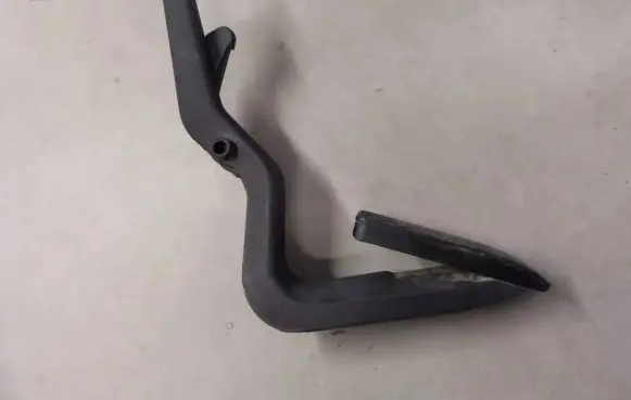 Audi A4 S4 B5 8D Accelerator throttle pedal 8D1721506