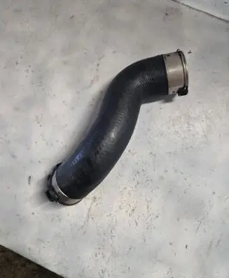 Mercedes-Benz E W212 Intercooler hose/pipe A2045286682