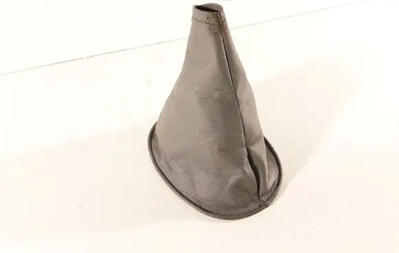 Toyota Yaris Gear lever shifter trim leather/knob