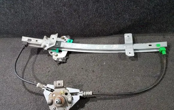 Rover 620 Sliding door window regulator with motor
