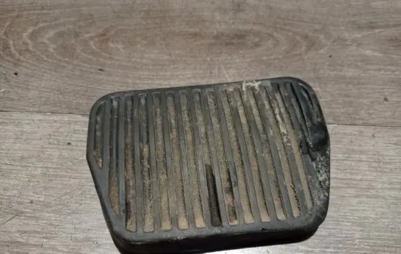 Volvo XC90 Brake pedal 3516078