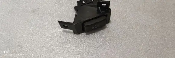 Other switches/knobs/shifts
