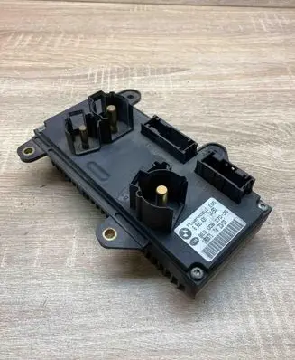 BMW 7 E65 E66 Power management control unit 6935431 8ES00827005