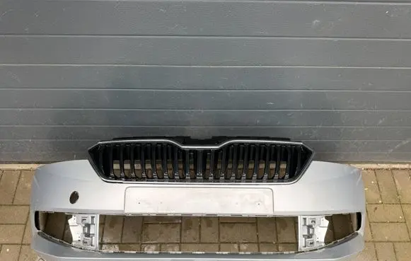 Skoda Fabia Mk3 (NJ) Front bumper 6V0807221