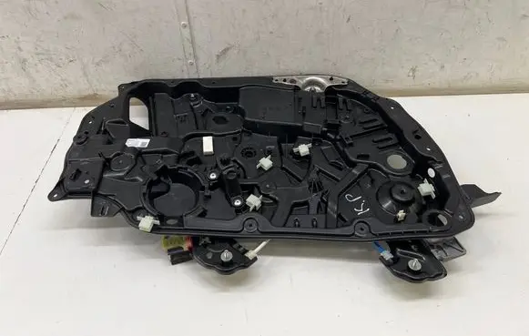Mercedes-Benz EQE v295 Front window lifting mechanism without motor A2957200100
