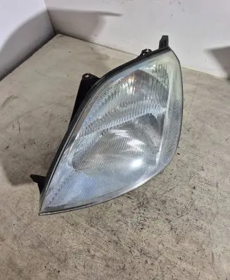 Ford Fiesta Headlight/headlamp