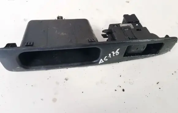 Nissan Qashqai Electric window control switch 25411jd000