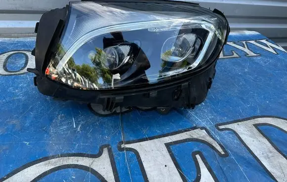 Headlight/headlamp