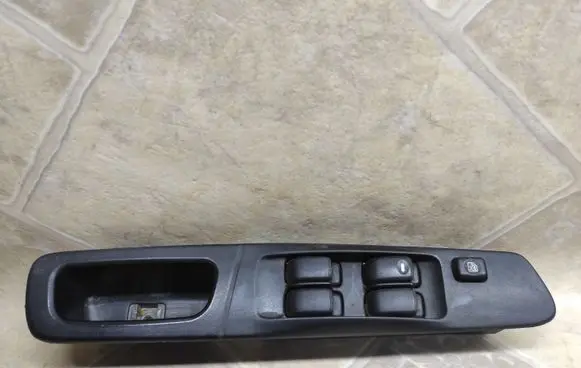Mitsubishi Galant Electric window control switch MR252815