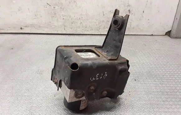 Opel Insignia A ABS Pump 13313805