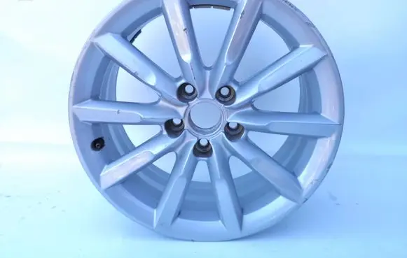 Audi Q3 8U R17 alloy rim