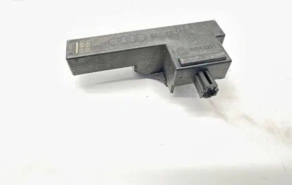 Audi A5 8T 8F Keyless (KESSY) go control unit/module 8K0907247 33542221