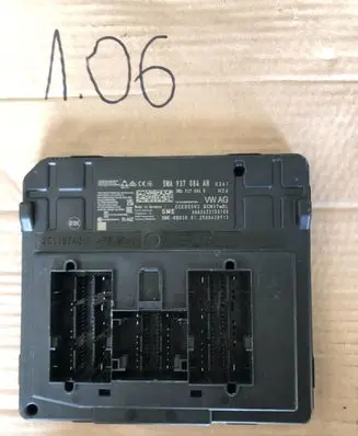 Volkswagen Golf VIII Central body control module 5WA937084AN