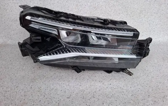 Citroen C5 Aircross Headlight/headlamp 9845355980 1289102000 9845038380