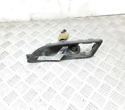 Skoda Octavia Mk2 (1Z) Front door interior handle 1Z0837247