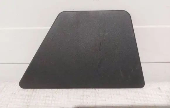 Tesla Model 3 (B) pillar trim (bottom) 110008700D