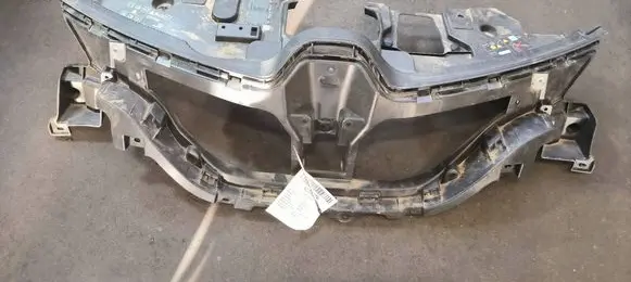 Renault Captur II Gearbox mounting bracket 
