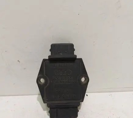 Audi A4 S4 B5 8D Ignition amplifier control unit 8D0905351 34797 3497