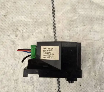 Land Rover Discovery 3 - LR3 AUX in-socket connector 903916000016