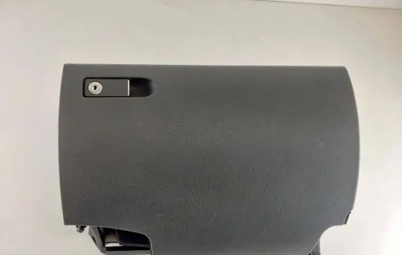 Mercedes-Benz C W204 Glove box A2046802691 0000789788 20101014