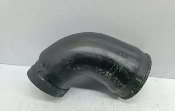 BMW 5 E39 Intercooler hose/pipe 11612248622 2248622 7786530