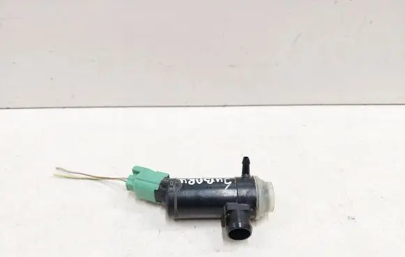 Subaru Forester SH Windscreen/windshield washer pump