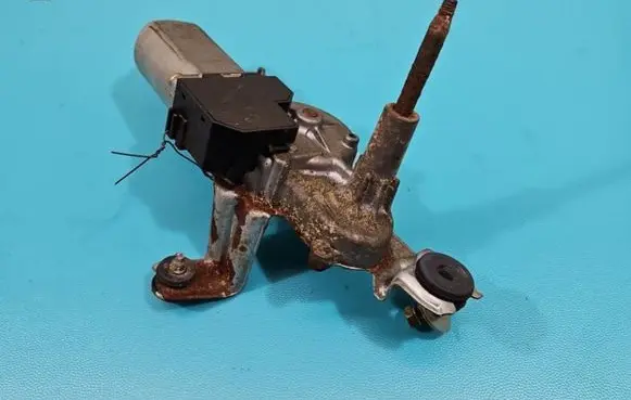 Toyota Corolla E120 E130 Rear window wiper motor 85130-02020 IMPRK1421926