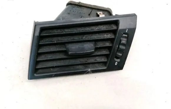 Dash center air vent grill