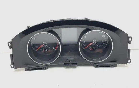 Volkswagen Golf VII Speedometer (instrument cluster) 5G0920860