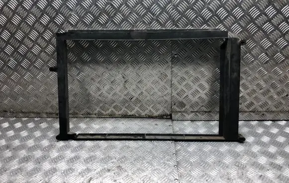 Volvo XC90 Radiator support slam panel bracket 30730523
