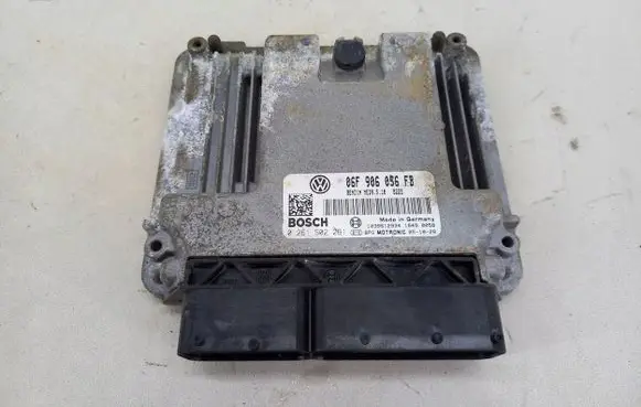 Volkswagen PASSAT B6 Engine control unit/module ECU
