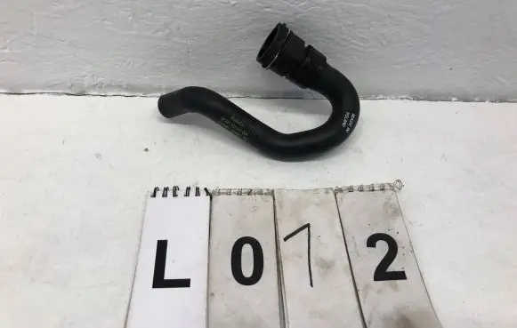 Volvo V60 Engine coolant pipe/hose 31305157