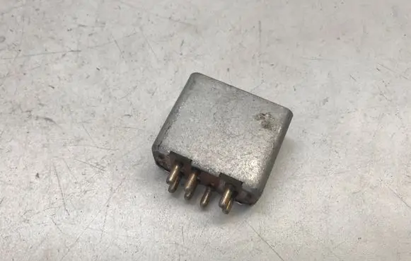 Mercedes-Benz 200 300 W123 Other relay 0335320014