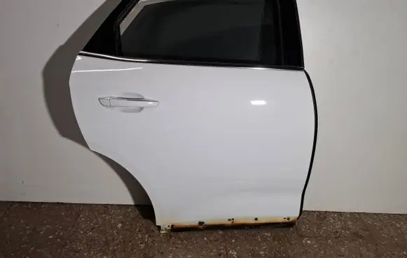 Citroen DS7 Crossback Rear door 9815704480