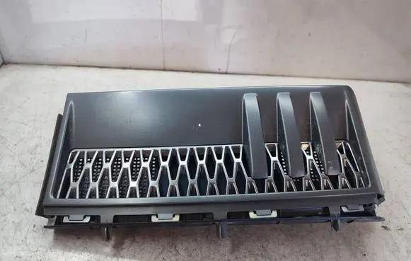 Land Rover Range Rover L322 Fender grill AH4216A414BB