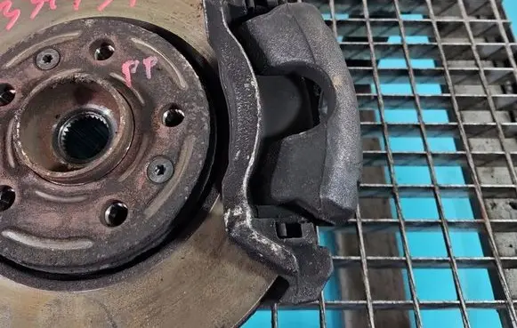 Renault Trafic III (X82) Front brake caliper IMPRK1551976