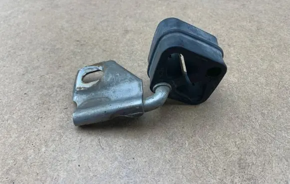Muffler mount bracket/holder