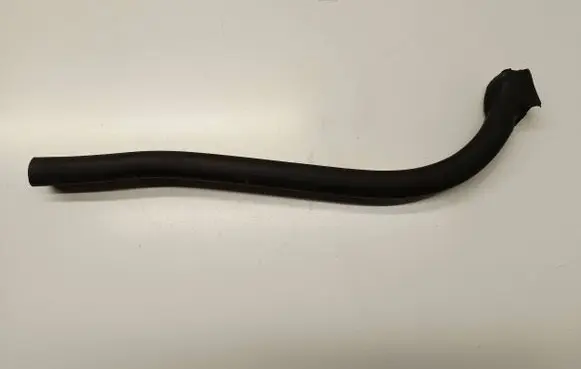 BMW X3 E83 Engine compartment rubber 8208507