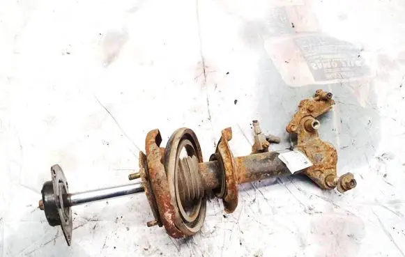 Nissan Primera Front shock absorber/damper 331014