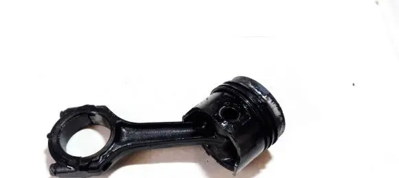 Renault Megane I Piston with connecting rod