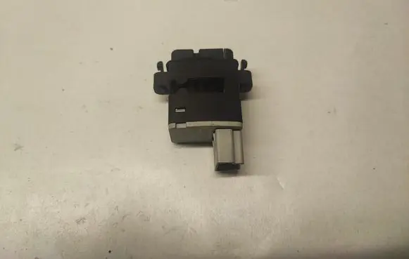 Ford Mustang VI Oil temperature sensor G3GH19T562 G3GH19T562AA