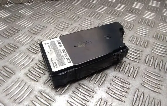 Volkswagen Touran I Other control units/modules 5N0035342B