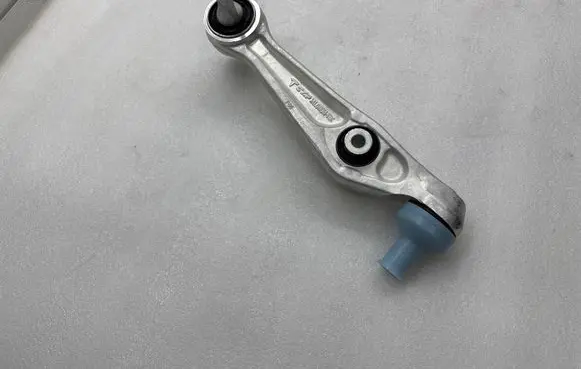 Tesla Model 3 Front lower control arm/wishbone 104434100D ABD2022000
