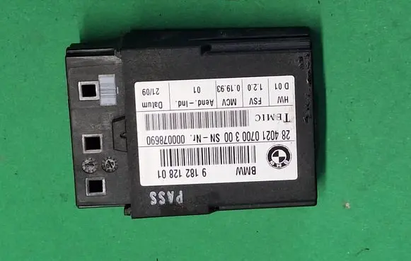 BMW 5 E60 E61 Seat control module 9182128 000078690 2840210700300
