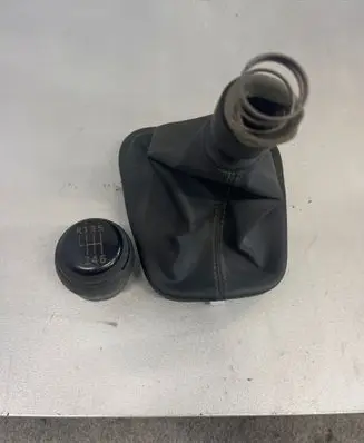 Renault Master III Gear lever shifter trim leather/knob 969350577r