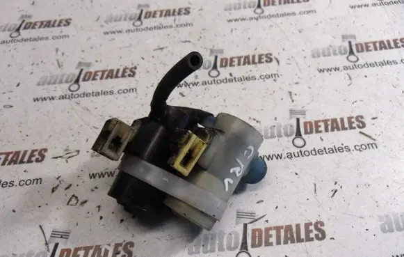 Honda CR-V Windscreen/windshield washer pump