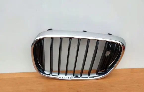 BMW 7 G11 G12 Front bumper upper radiator grill 51137357011