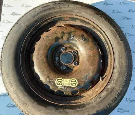 Land Rover Discovery 3 - LR3 R19 spare wheel 2190800
