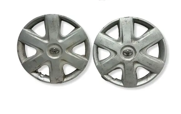 Toyota Auris 150 R14 wheel hub/cap/trim 426020H040