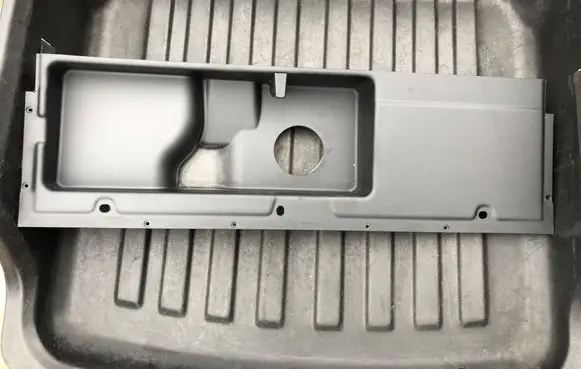 Land Rover Discovery 5 Glove box in trunk HY3248781EG LR1176